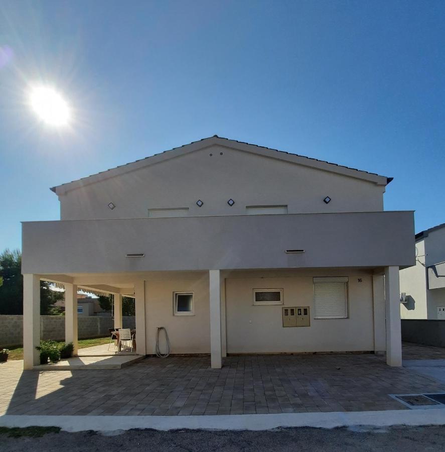 Apartman Bamboo Нін Екстер'єр фото